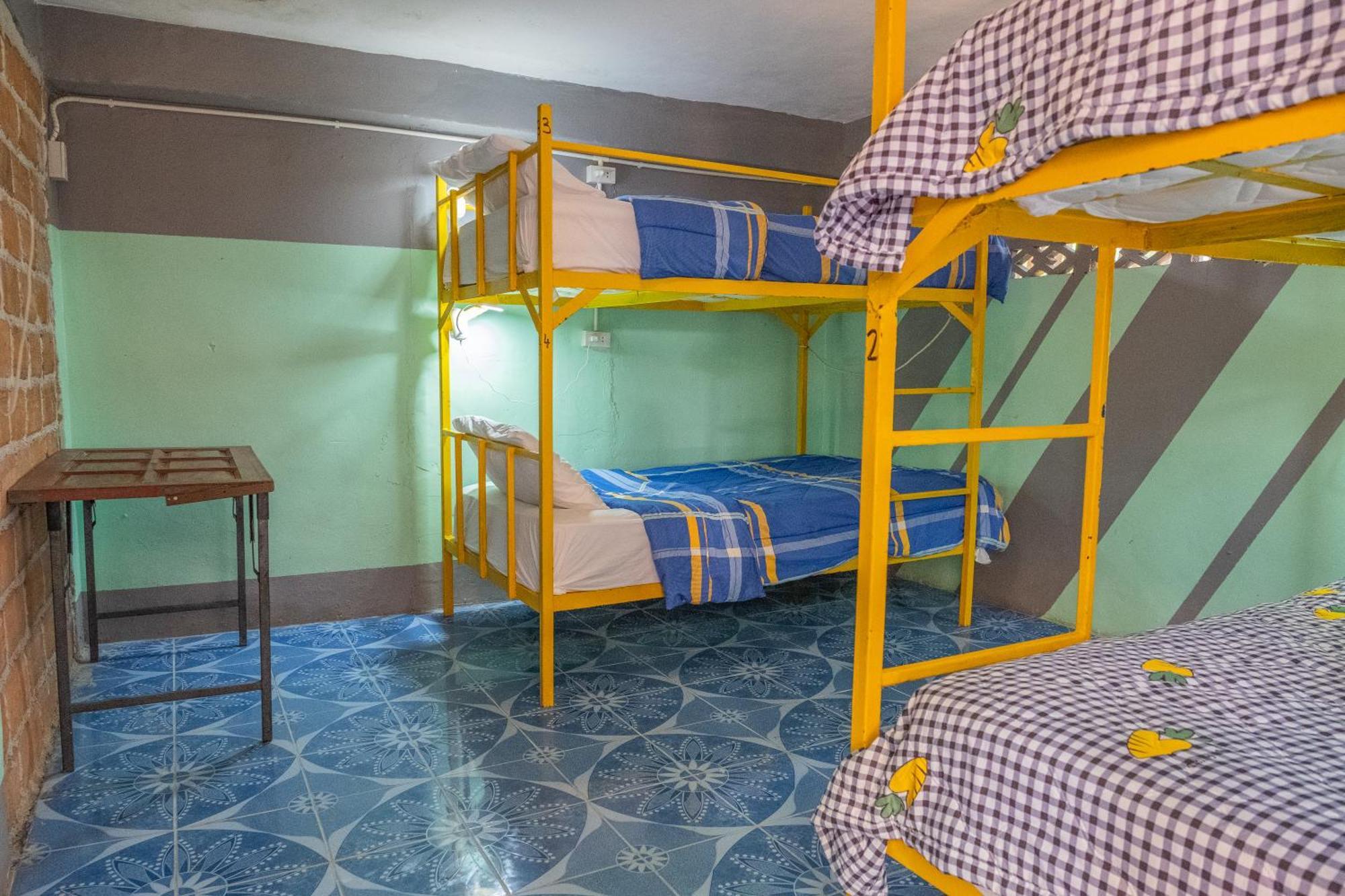 Хостел Happy House Backpackers Пай Номер фото